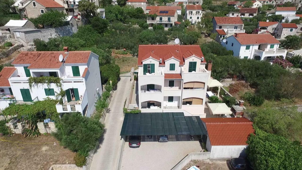 Apartments Borovina بول المظهر الخارجي الصورة
